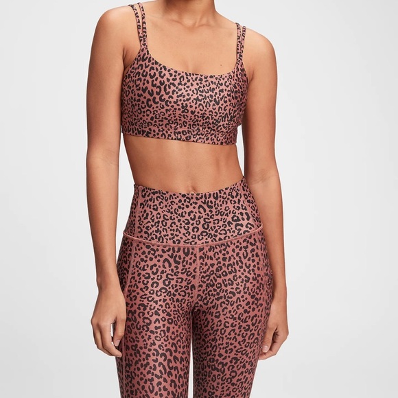 Gapfit two piece gym workout matching set - Picture 2 of 11